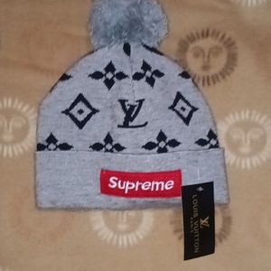 Louis Vuitton Supreme Beenie